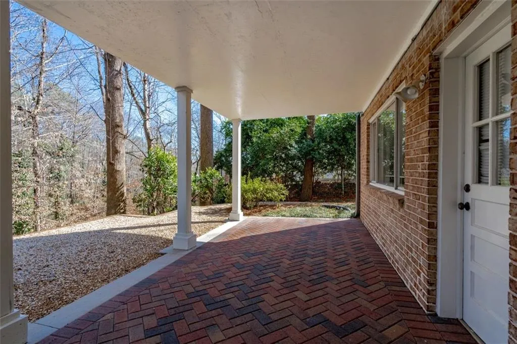 5215 Vernon Springs Trail, Sandy Springs, Georgia 30327, 5 Bedrooms Bedrooms, ,4 BathroomsBathrooms,Residential,Sold,5215 Vernon Springs Trail,7009925 5215 Vernon Springs Trail, Sandy Springs, Georgia 30327, 5 Bedrooms Bedrooms, ,4 BathroomsBathrooms,Residential,Sold,5215 Vernon Springs Trail,7009925