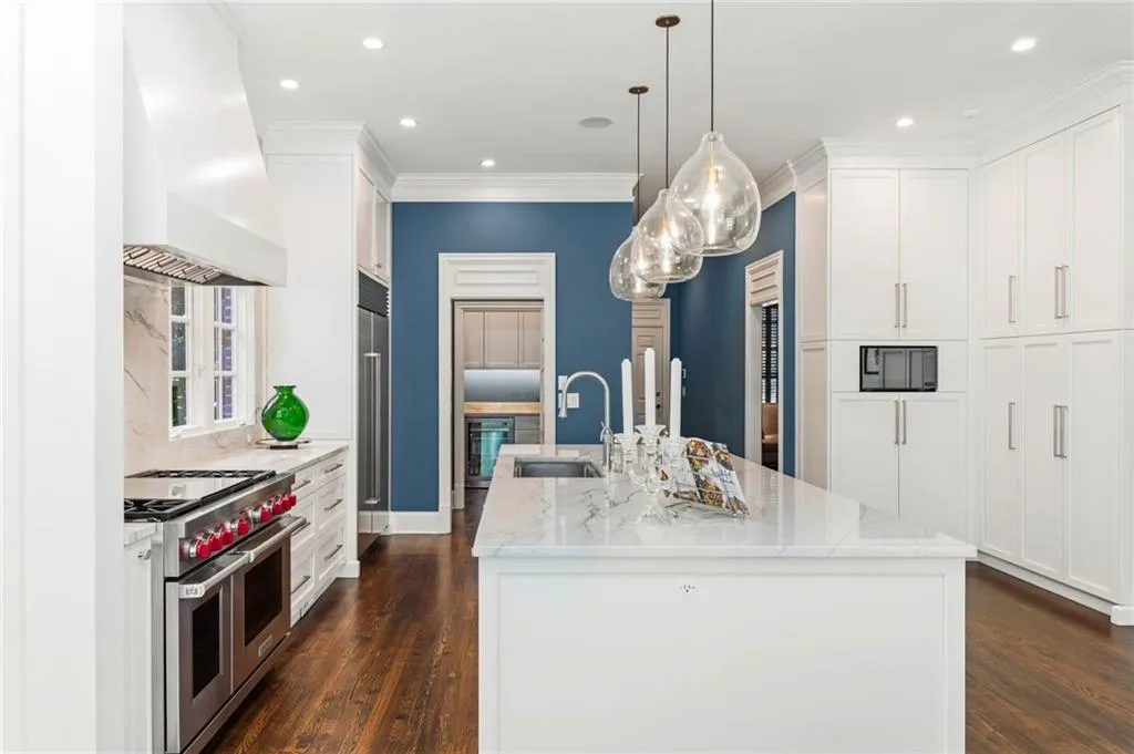 134 Blackland Road Nw, Atlanta, Georgia 30342, 6 Bedrooms Bedrooms, 0 ,6 BathroomsBathrooms,Residential,For Sale,134 Blackland Road Nw,7841038