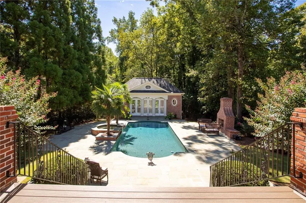 134 Blackland Road Nw, Atlanta, Georgia 30342, 6 Bedrooms Bedrooms, 0 ,6 BathroomsBathrooms,Residential,For Sale,134 Blackland Road Nw,7841038