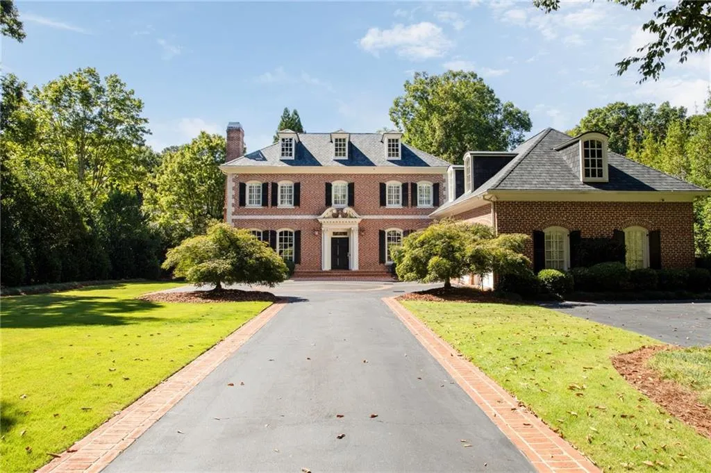 134 Blackland Road Nw, Atlanta, Georgia 30342, 6 Bedrooms Bedrooms, 0 ,6 BathroomsBathrooms,Residential,For Sale,134 Blackland Road Nw,7841038