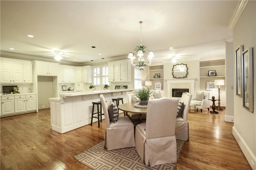 875 S Powers Court, Sandy Springs, Georgia 30327, 5 Bedrooms Bedrooms, ,3 BathroomsBathrooms,Residential,Sold,875 S Powers Court,5920344 875 S Powers Court, Sandy Springs, Georgia 30327, 5 Bedrooms Bedrooms, ,3 BathroomsBathrooms,Residential,Sold,875 S Powers Court,5920344