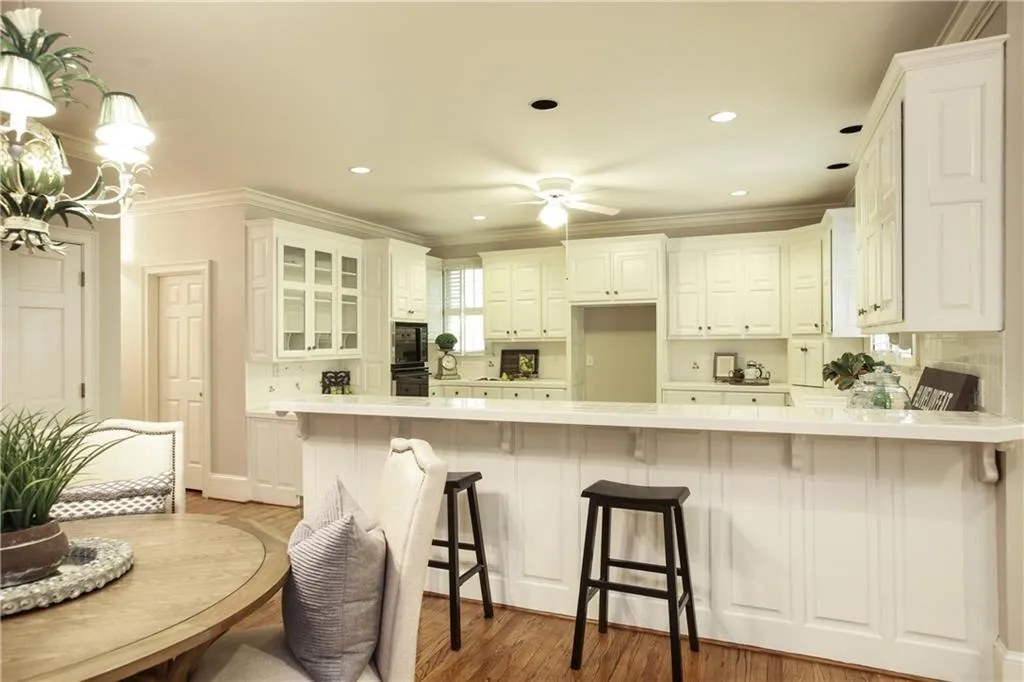 875 S Powers Court, Sandy Springs, Georgia 30327, 5 Bedrooms Bedrooms, ,3 BathroomsBathrooms,Residential,Sold,875 S Powers Court,5920344 875 S Powers Court, Sandy Springs, Georgia 30327, 5 Bedrooms Bedrooms, ,3 BathroomsBathrooms,Residential,Sold,875 S Powers Court,5920344