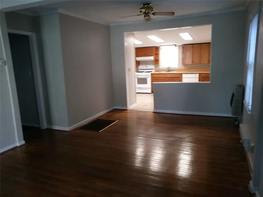 2624 Caldwell Road Ne, Brookhaven, Georgia 30319, 2 Bedrooms Bedrooms, ,1 BathroomBathrooms,Residential,Sold,2624 Caldwell Road Ne,6083201