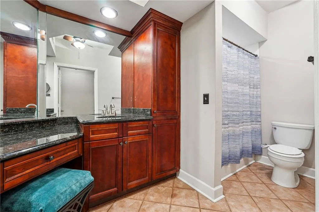 3777 Peachtree Road Ne Unit 911, Atlanta, Georgia 30319, 2 Bedrooms Bedrooms, ,1 BathroomBathrooms,Residential,For Sale,3777 Peachtree Road Ne Unit 911,7527526