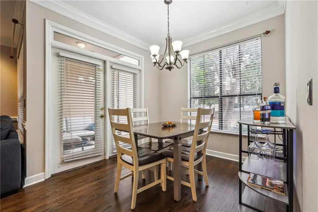 3777 Peachtree Road Ne Unit 911, Atlanta, Georgia 30319, 2 Bedrooms Bedrooms, ,1 BathroomBathrooms,Residential,For Sale,3777 Peachtree Road Ne Unit 911,7527526