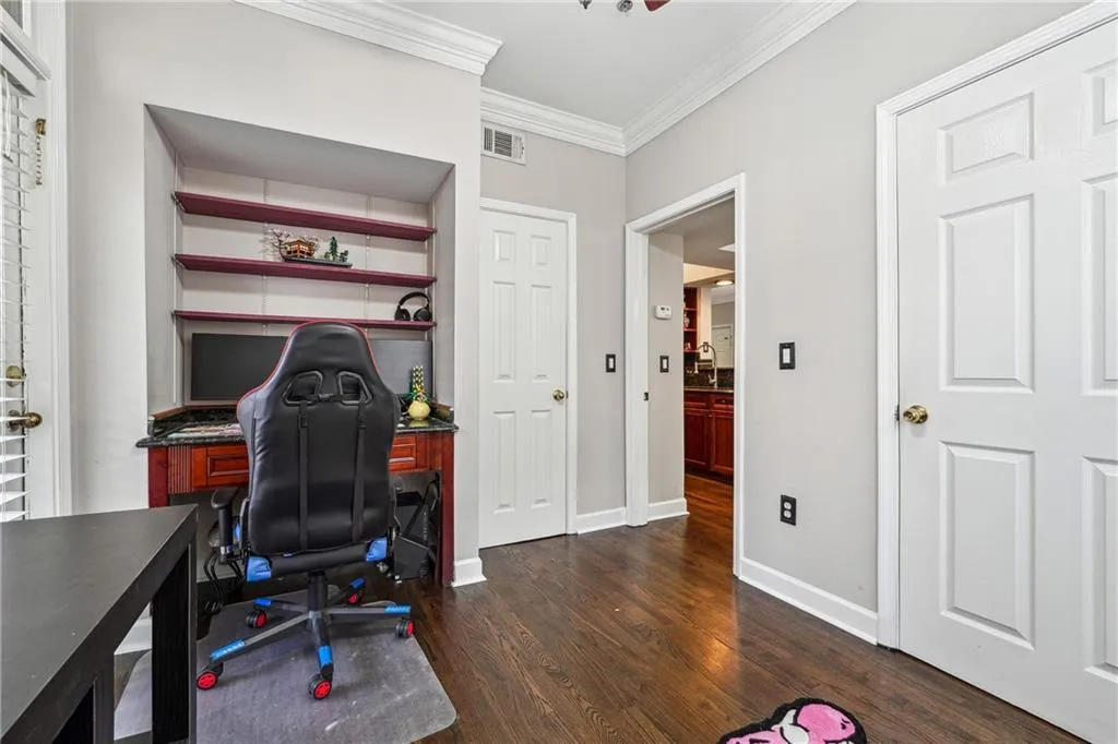 3777 Peachtree Road Ne Unit 911, Atlanta, Georgia 30319, 2 Bedrooms Bedrooms, ,1 BathroomBathrooms,Residential,For Sale,3777 Peachtree Road Ne Unit 911,7527526