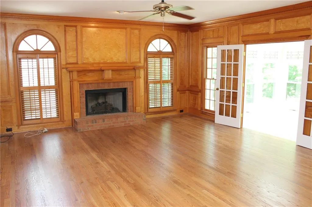540 Vinington Court, Sandy Springs, Georgia 30350, 5 Bedrooms Bedrooms, ,4 BathroomsBathrooms,Residential,Sold,540 Vinington Court,6584940