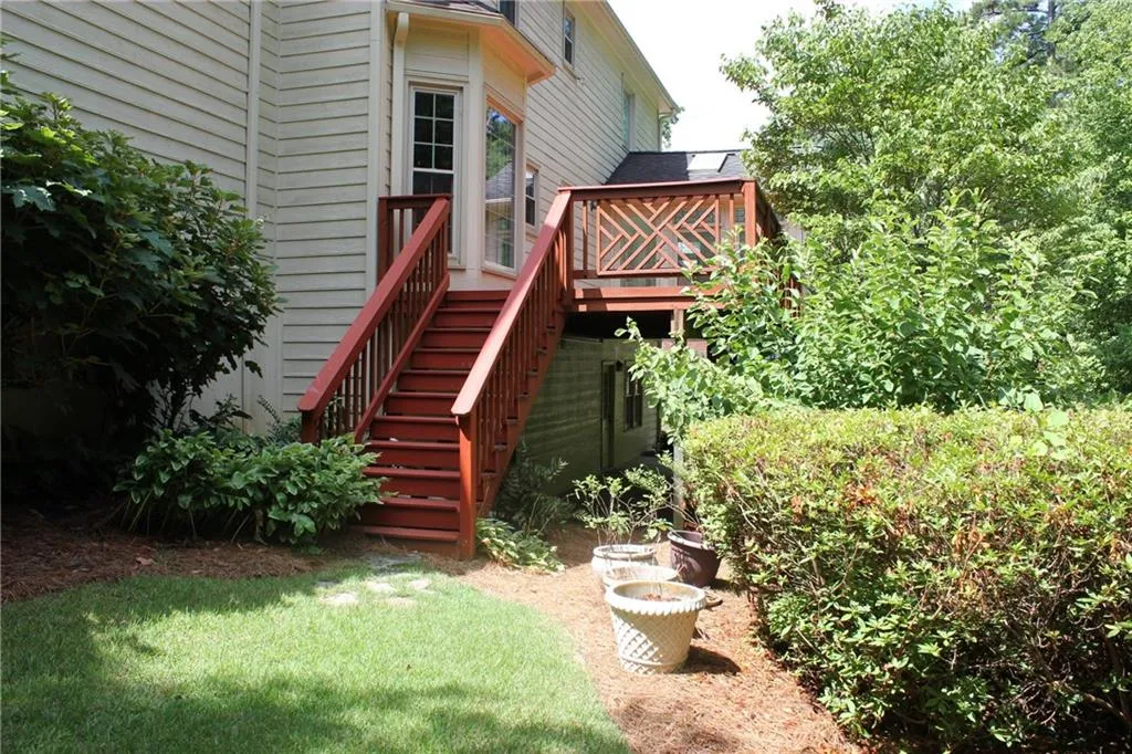 540 Vinington Court, Sandy Springs, Georgia 30350, 5 Bedrooms Bedrooms, ,4 BathroomsBathrooms,Residential,Sold,540 Vinington Court,6584940