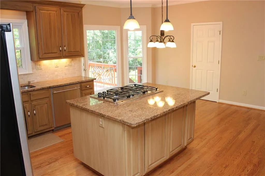 540 Vinington Court, Sandy Springs, Georgia 30350, 5 Bedrooms Bedrooms, ,4 BathroomsBathrooms,Residential,Sold,540 Vinington Court,6584940