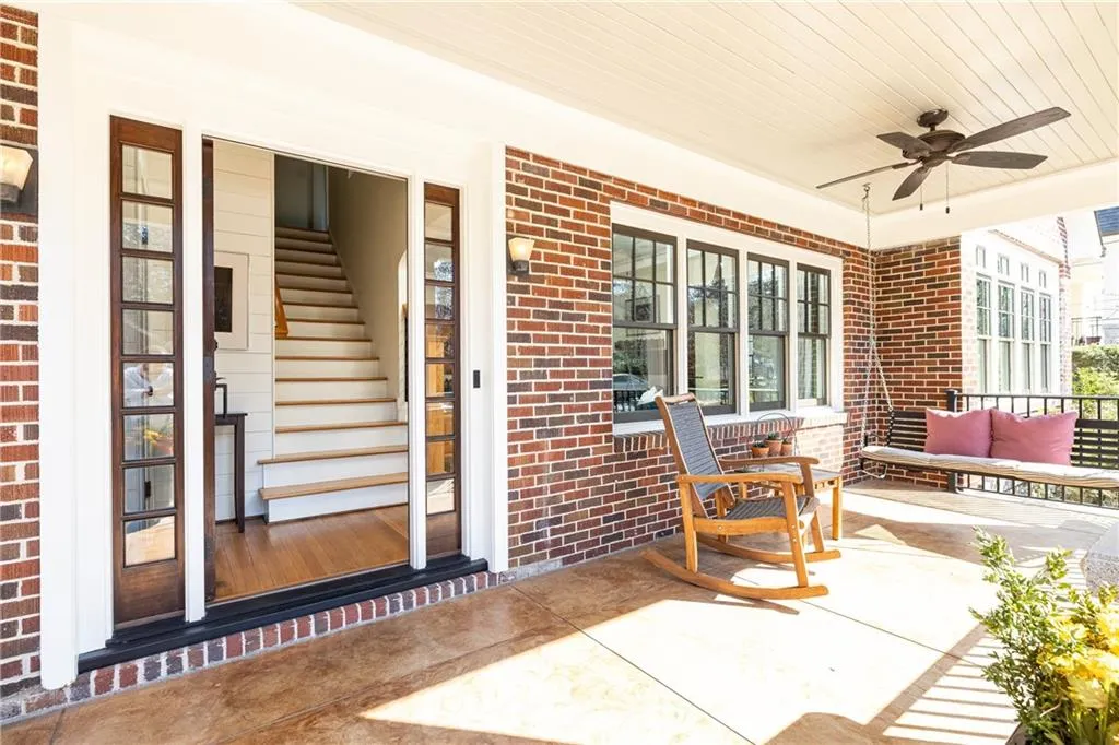 2653 Sharondale Circle Ne, Atlanta, Georgia 30305, 4 Bedrooms Bedrooms, 0 ,3 BathroomsBathrooms,Residential,Sold,2653 Sharondale Circle Ne,7718452