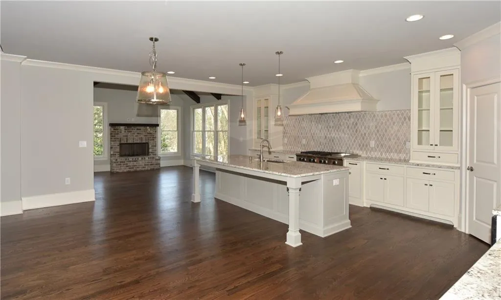 5514 Sherrell Drive Ne, Sandy Springs, Georgia 30342, 5 Bedrooms Bedrooms, ,4 BathroomsBathrooms,Residential,Sold,5514 Sherrell Drive Ne,5718027