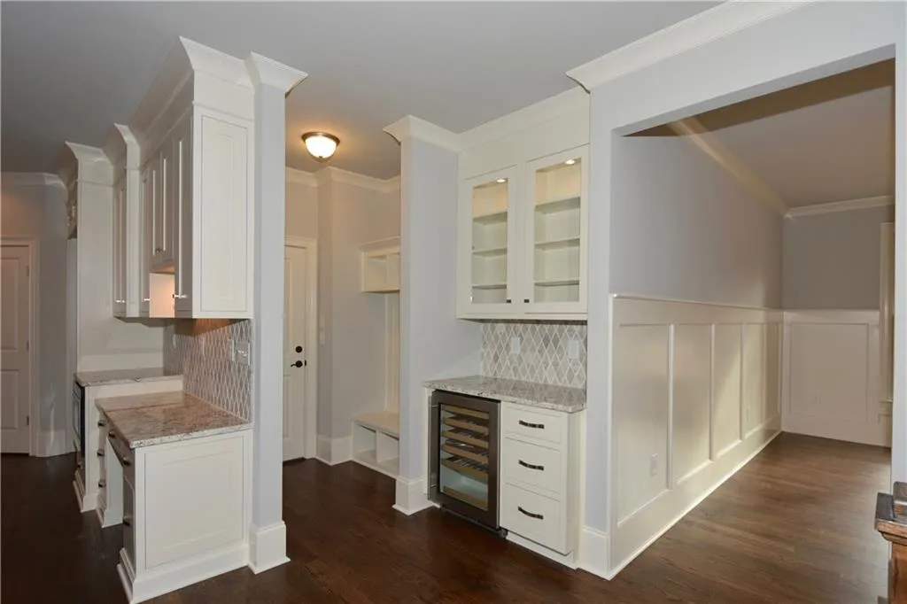 5514 Sherrell Drive Ne, Sandy Springs, Georgia 30342, 5 Bedrooms Bedrooms, ,4 BathroomsBathrooms,Residential,Sold,5514 Sherrell Drive Ne,5718027