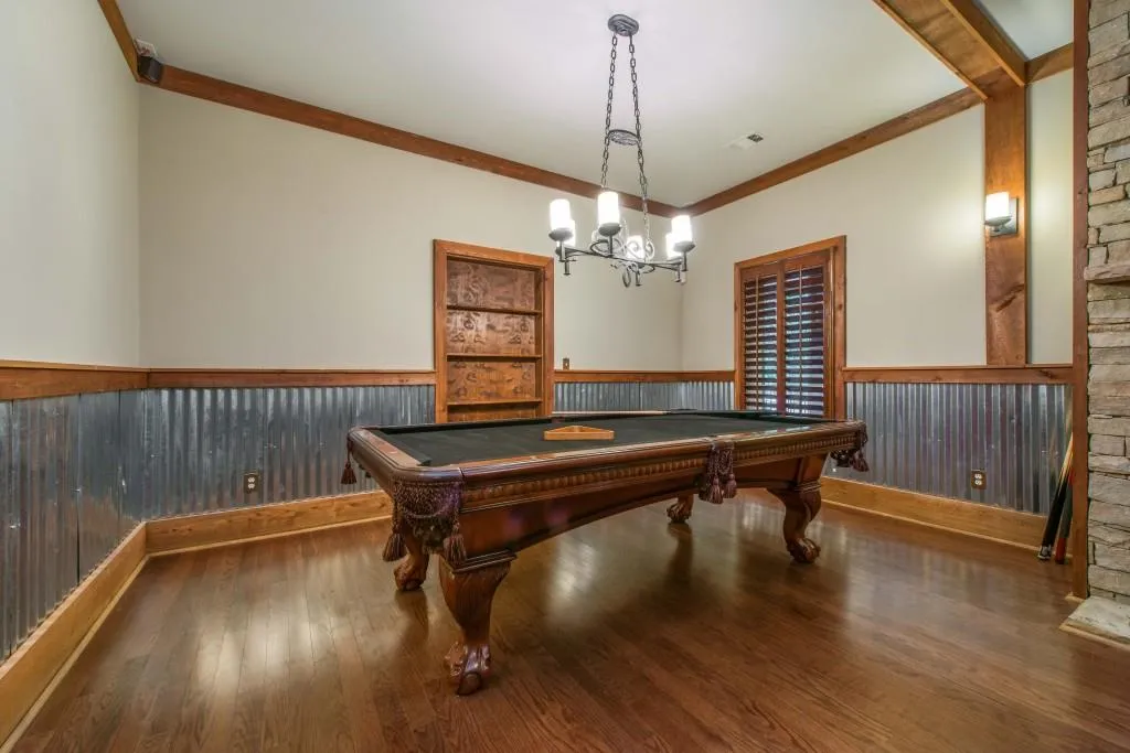 327 Mount Vernon Highway, Sandy Springs, Georgia 30328, 5 Bedrooms Bedrooms, ,4 BathroomsBathrooms,Residential,Sold,327 Mount Vernon Highway,5729388