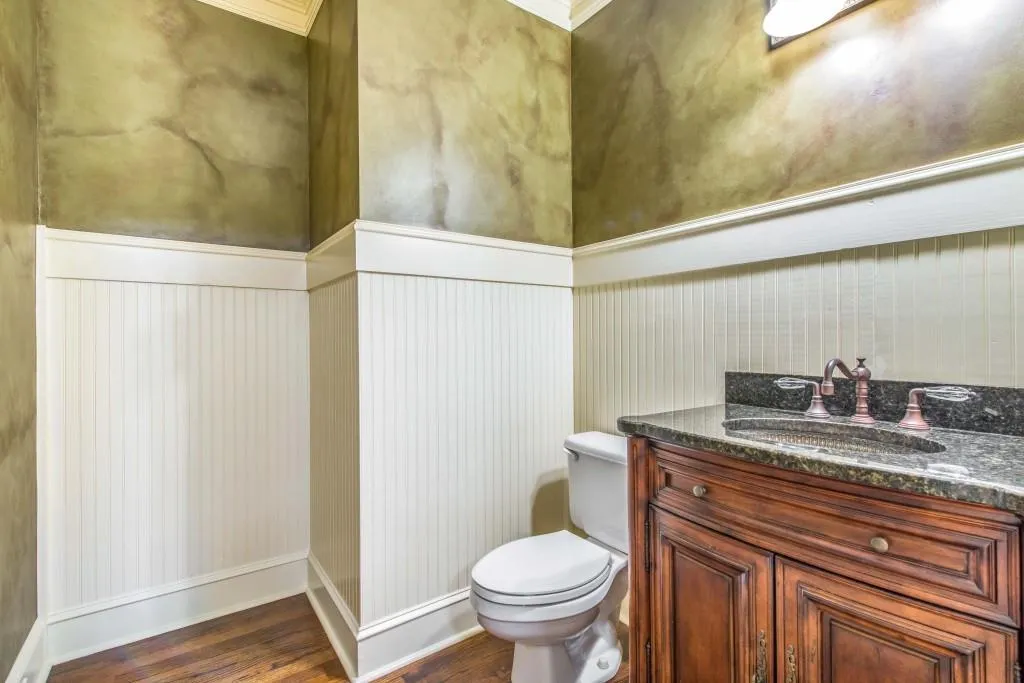 327 Mount Vernon Highway, Sandy Springs, Georgia 30328, 5 Bedrooms Bedrooms, ,4 BathroomsBathrooms,Residential,Sold,327 Mount Vernon Highway,5729388