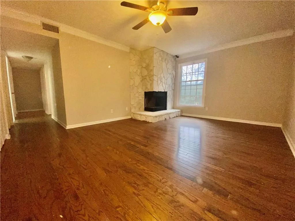 6700 Roswell Road Unit 15d, Atlanta, Georgia 30328, 3 Bedrooms Bedrooms, ,2 BathroomsBathrooms,Residential,Sold,6700 Roswell Road Unit 15d,6834508