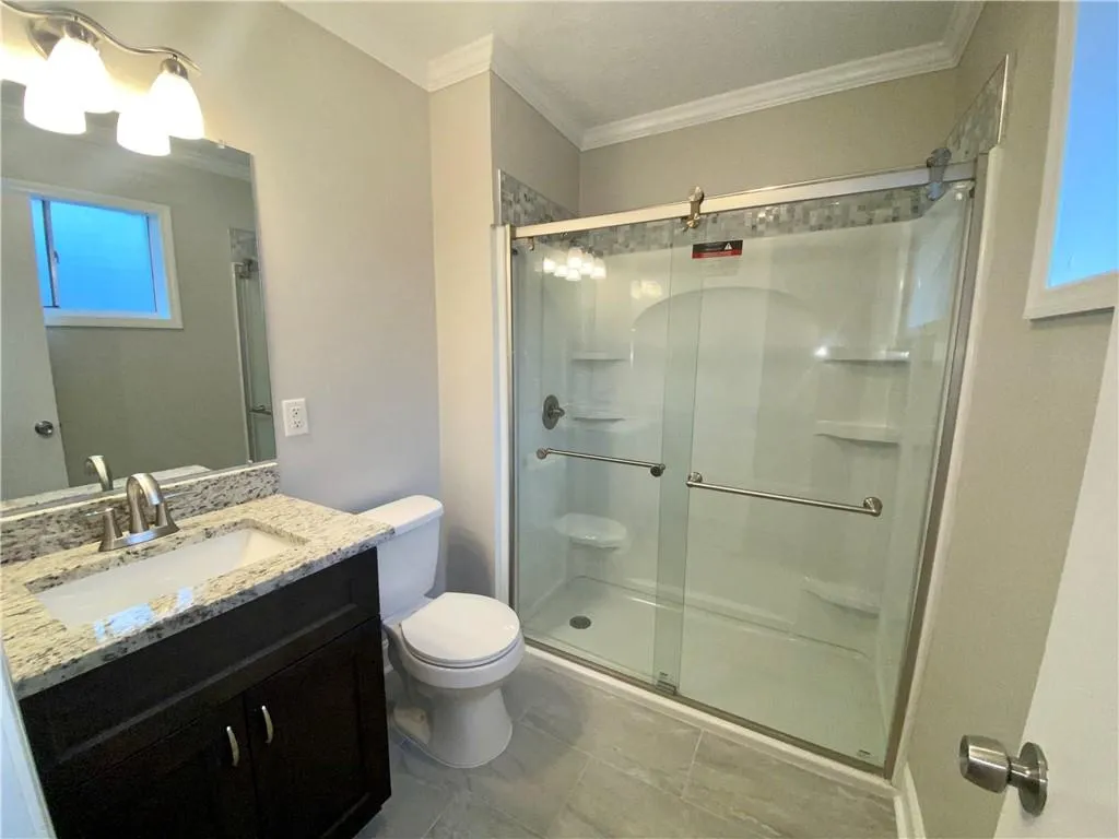 6700 Roswell Road Unit 15d, Atlanta, Georgia 30328, 3 Bedrooms Bedrooms, ,2 BathroomsBathrooms,Residential,Sold,6700 Roswell Road Unit 15d,6834508