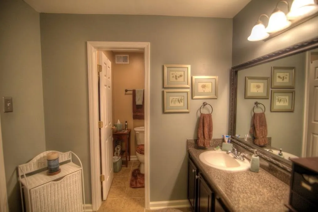 1702 Brighton Point Unit 1702, Atlanta, Georgia 30328, 3 Bedrooms Bedrooms, ,2 BathroomsBathrooms,Residential,Sold,1702 Brighton Point Unit 1702,5715489