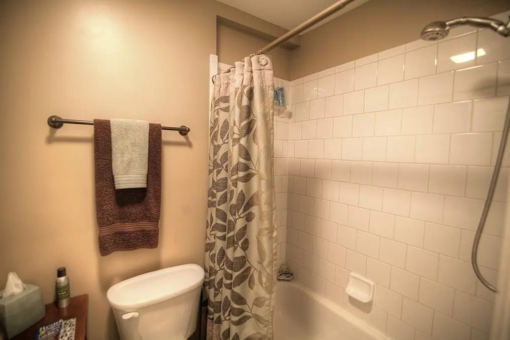 1702 Brighton Point Unit 1702, Atlanta, Georgia 30328, 3 Bedrooms Bedrooms, ,2 BathroomsBathrooms,Residential,Sold,1702 Brighton Point Unit 1702,5715489