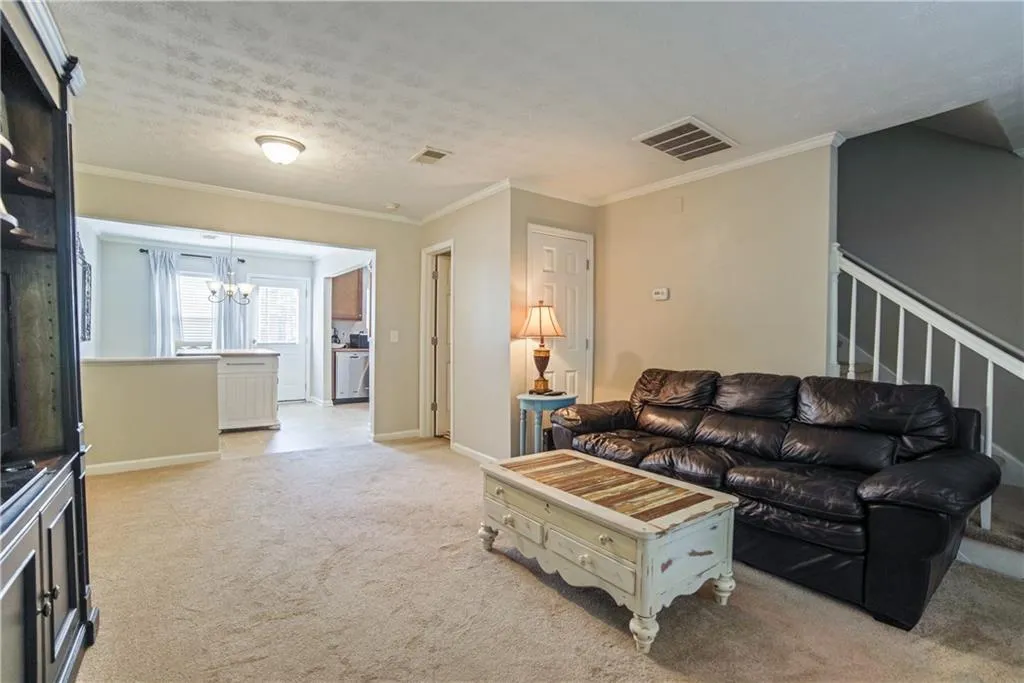 235 Winding River Drive, Sandy Springs, Georgia 30350, 2 Bedrooms Bedrooms, ,1 BathroomBathrooms,Residential,Sold,235 Winding River Drive,6035501