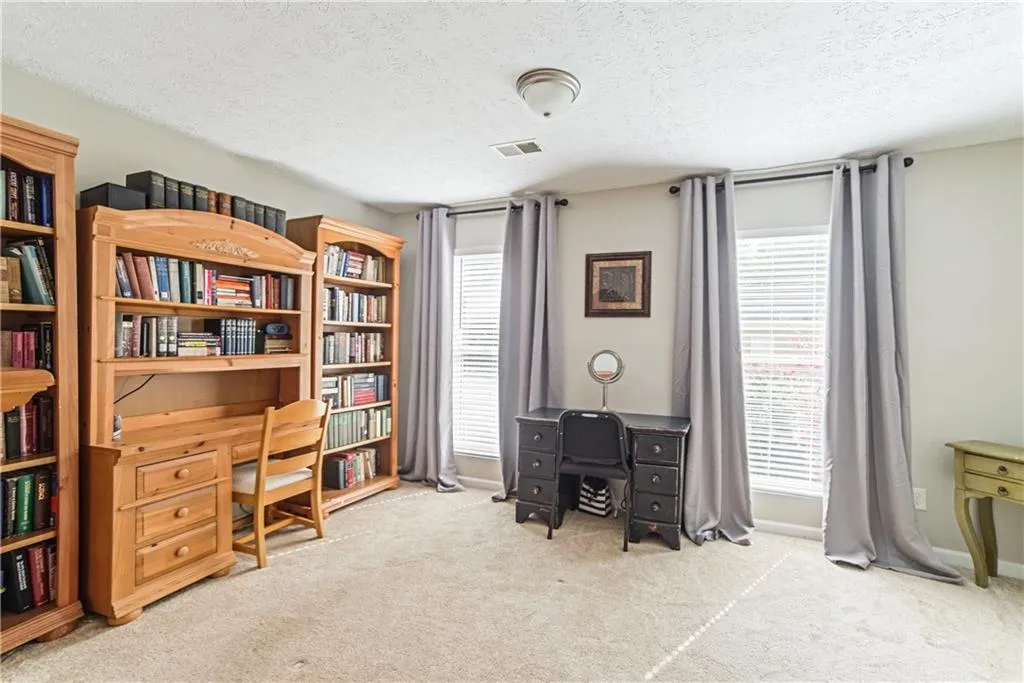 235 Winding River Drive, Sandy Springs, Georgia 30350, 2 Bedrooms Bedrooms, ,1 BathroomBathrooms,Residential,Sold,235 Winding River Drive,6035501