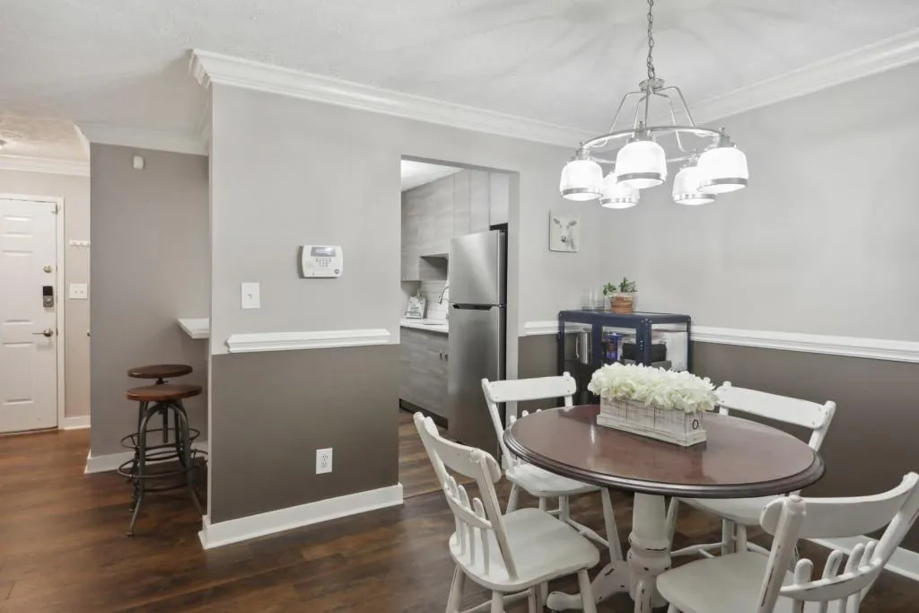 6804 Glenridge Drive Unit D, Atlanta, Georgia 30328, 2 Bedrooms Bedrooms, ,1 BathroomBathrooms,Residential,Sold,6804 Glenridge Drive Unit D,7145124