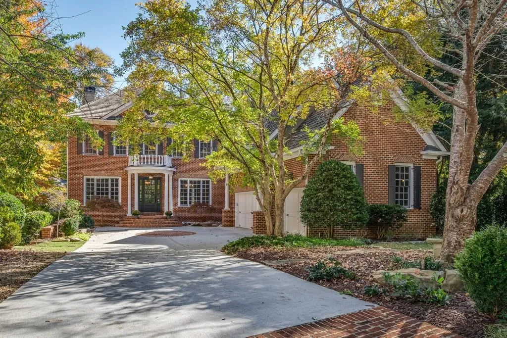 4565 Peachtree Dunwoody Road, Sandy Springs, Georgia 30342, 5 Bedrooms Bedrooms, ,5 BathroomsBathrooms,Residential,Sold,4565 Peachtree Dunwoody Road,6968787