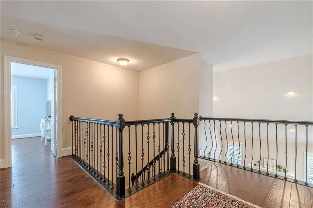 6335 Glen Oaks Lane, Atlanta, Georgia 30328, 4 Bedrooms Bedrooms, ,3 BathroomsBathrooms,Residential,Sold,6335 Glen Oaks Lane,7449436