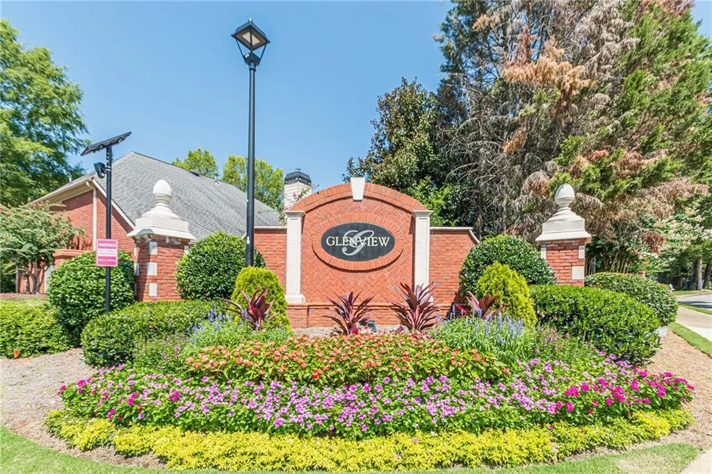 6335 Glen Oaks Lane, Atlanta, Georgia 30328, 4 Bedrooms Bedrooms, ,3 BathroomsBathrooms,Residential,Sold,6335 Glen Oaks Lane,7449436