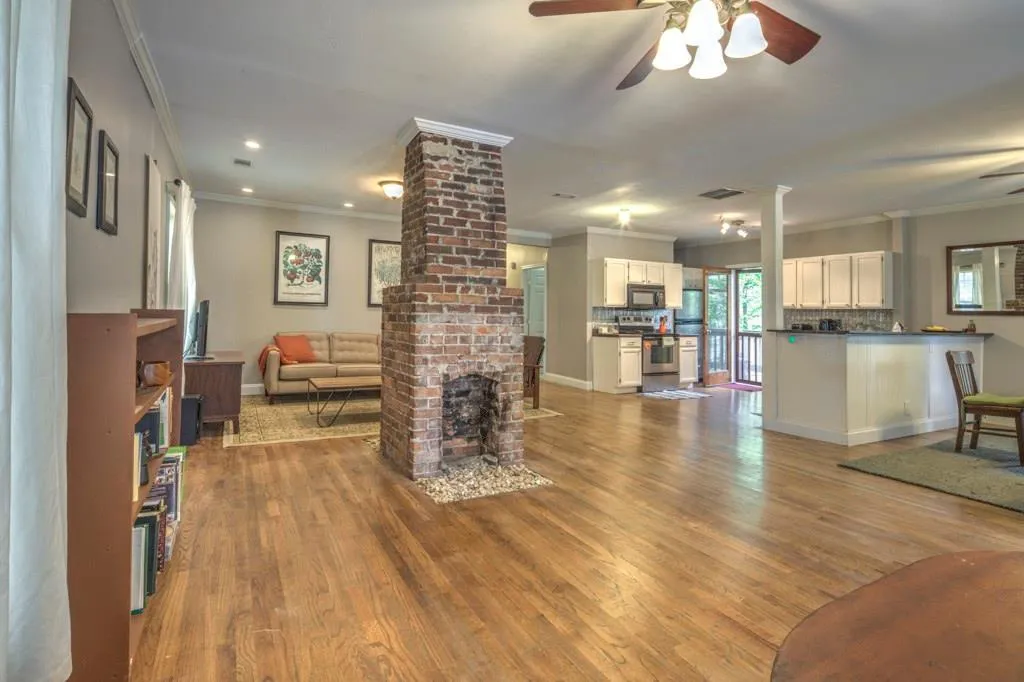 2439 Lowe Street Nw, Atlanta, Georgia 30318, 3 Bedrooms Bedrooms, ,2 BathroomsBathrooms,Residential,Sold,2439 Lowe Street Nw,5688984