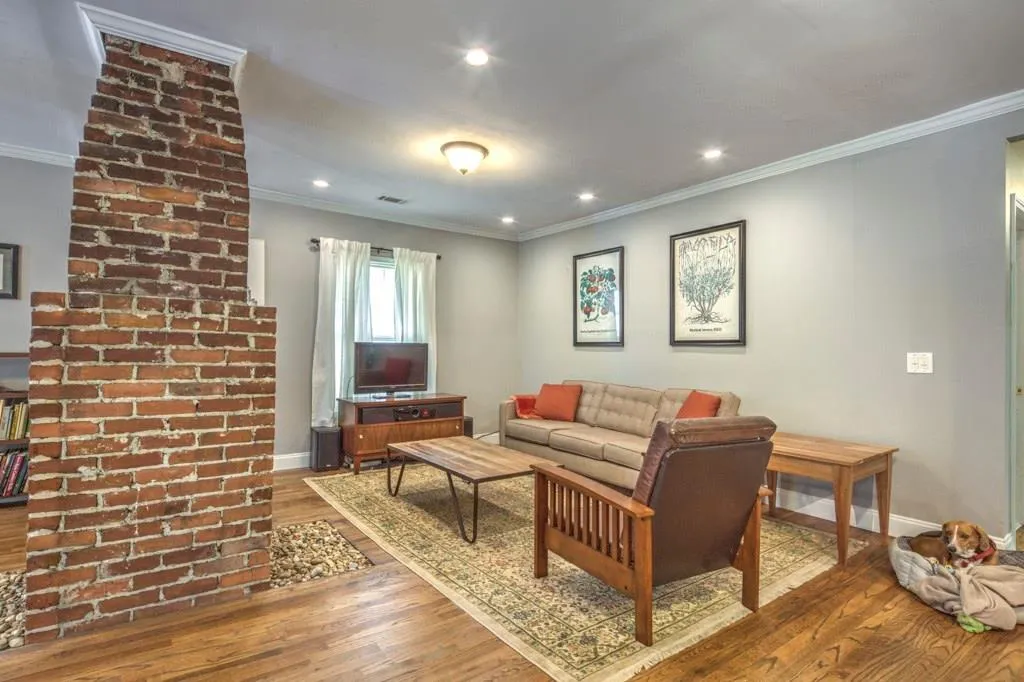 2439 Lowe Street Nw, Atlanta, Georgia 30318, 3 Bedrooms Bedrooms, ,2 BathroomsBathrooms,Residential,Sold,2439 Lowe Street Nw,5688984