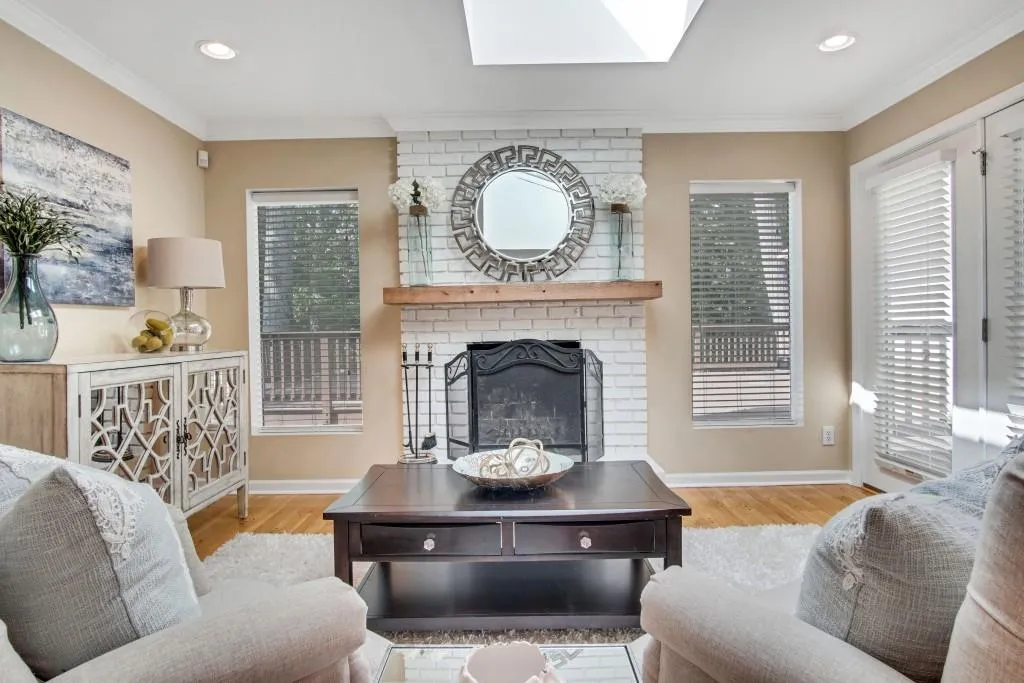 6400 Colewood Court Nw, Atlanta, Georgia 30328, 4 Bedrooms Bedrooms, ,3 BathroomsBathrooms,Residential,Sold,6400 Colewood Court Nw,6630710