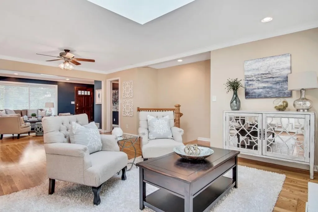6400 Colewood Court Nw, Atlanta, Georgia 30328, 4 Bedrooms Bedrooms, ,3 BathroomsBathrooms,Residential,Sold,6400 Colewood Court Nw,6630710
