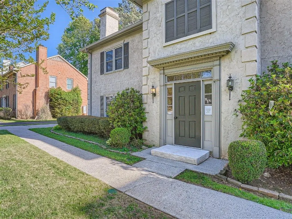 9105 Carroll Manor Drive, Sandy Springs, Georgia 30350, 3 Bedrooms Bedrooms, ,2 BathroomsBathrooms,Residential,Sold,9105 Carroll Manor Drive,7204001