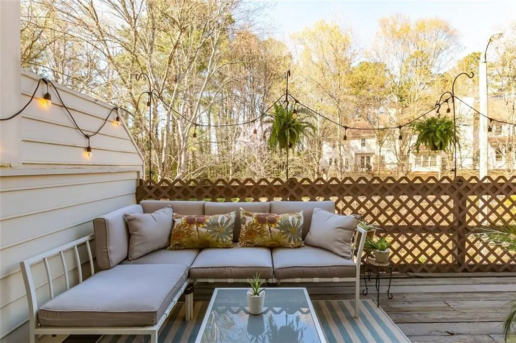 28 Huntington Place Drive, Atlanta, Georgia 30350, 3 Bedrooms Bedrooms, ,2 BathroomsBathrooms,Residential,Sold,28 Huntington Place Drive,6942556