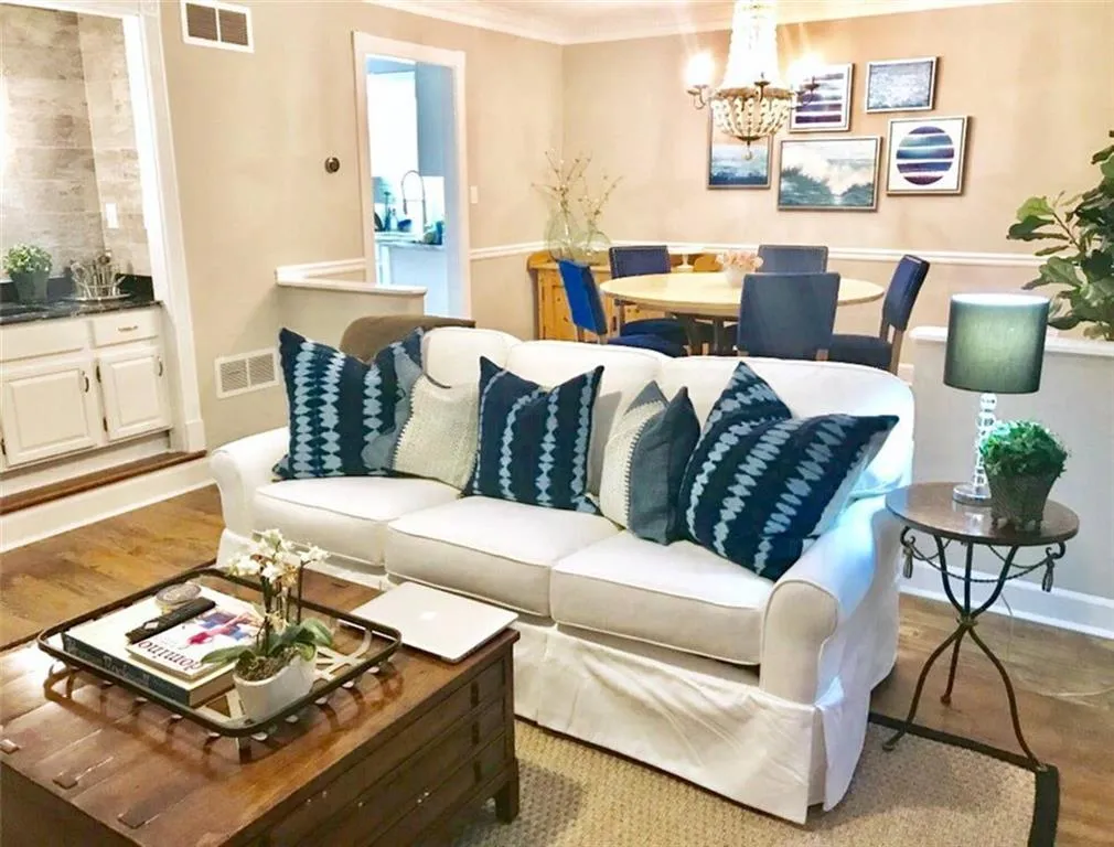 28 Huntington Place Drive, Atlanta, Georgia 30350, 3 Bedrooms Bedrooms, ,2 BathroomsBathrooms,Residential,Sold,28 Huntington Place Drive,6942556