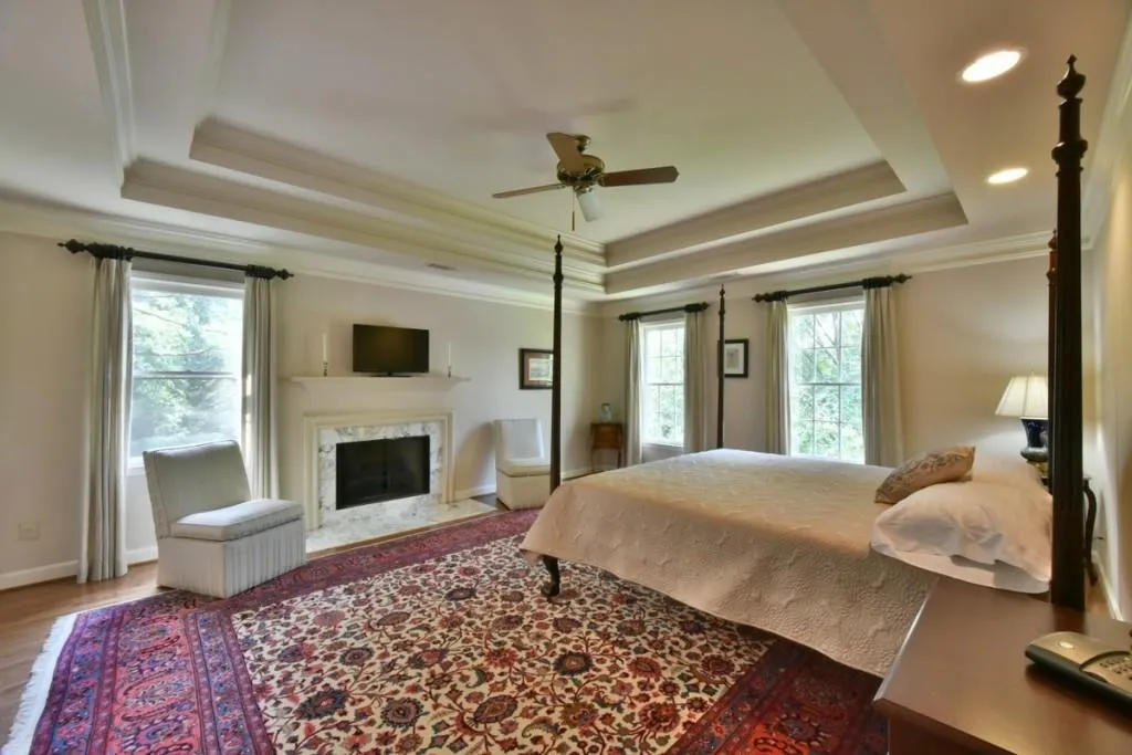 8415 Valemont Drive, Sandy Springs, Georgia 30350, 4 Bedrooms Bedrooms, ,3 BathroomsBathrooms,Residential,Sold,8415 Valemont Drive,5811623