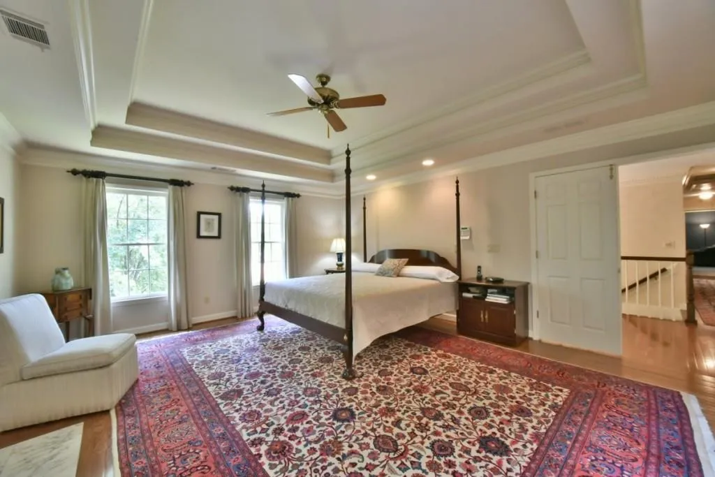 8415 Valemont Drive, Sandy Springs, Georgia 30350, 4 Bedrooms Bedrooms, ,3 BathroomsBathrooms,Residential,Sold,8415 Valemont Drive,5811623