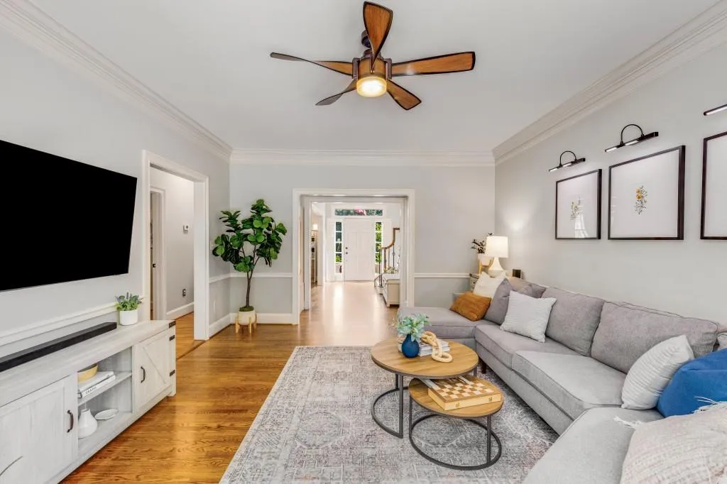 120 Chelveston Place, Sandy Springs, Georgia 30350, 5 Bedrooms Bedrooms, ,4 BathroomsBathrooms,Residential,Sold,120 Chelveston Place,7390932