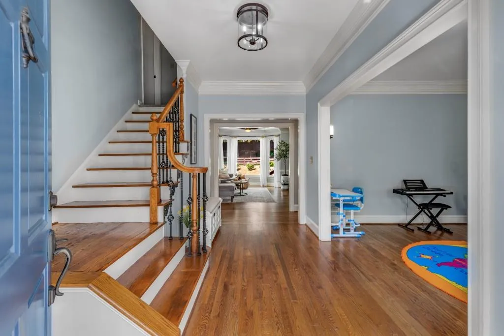 120 Chelveston Place, Sandy Springs, Georgia 30350, 5 Bedrooms Bedrooms, ,4 BathroomsBathrooms,Residential,Sold,120 Chelveston Place,7390932