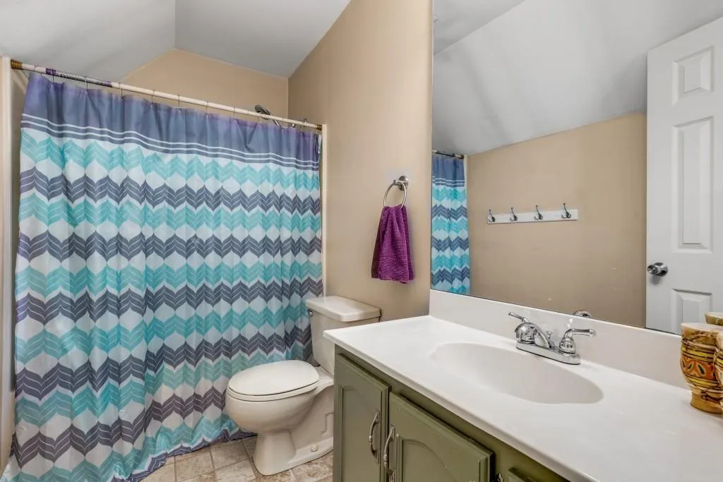 120 Chelveston Place, Sandy Springs, Georgia 30350, 5 Bedrooms Bedrooms, ,4 BathroomsBathrooms,Residential,Sold,120 Chelveston Place,7390932