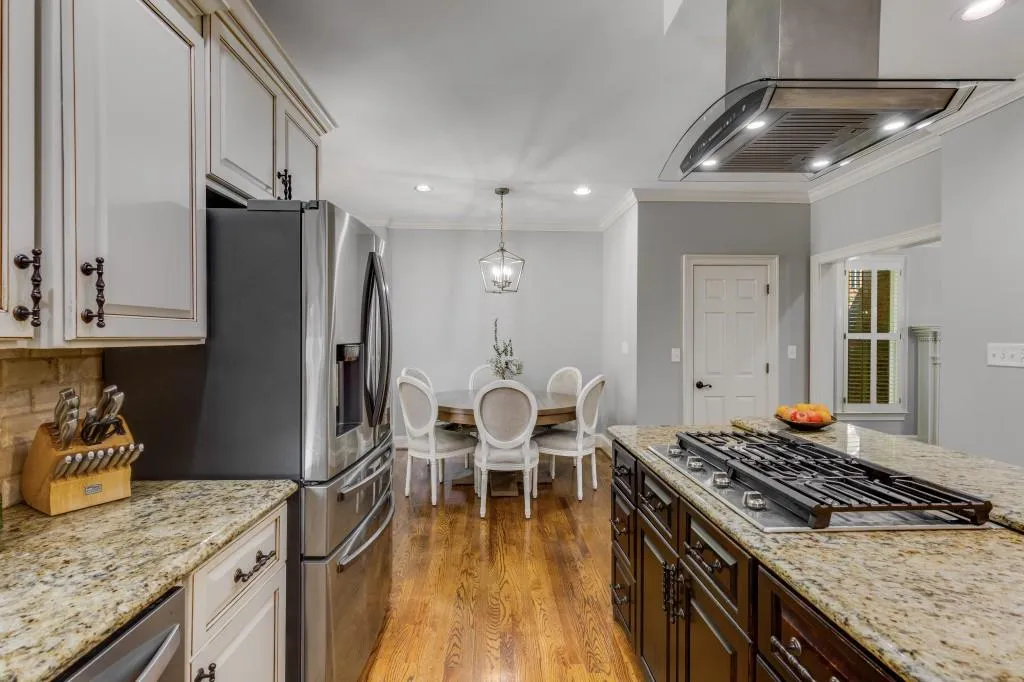 120 Chelveston Place, Sandy Springs, Georgia 30350, 5 Bedrooms Bedrooms, ,4 BathroomsBathrooms,Residential,Sold,120 Chelveston Place,7390932