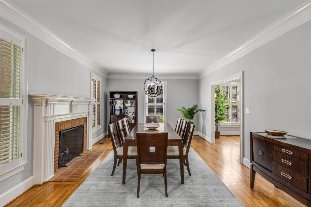 120 Chelveston Place, Sandy Springs, Georgia 30350, 5 Bedrooms Bedrooms, ,4 BathroomsBathrooms,Residential,Sold,120 Chelveston Place,7390932