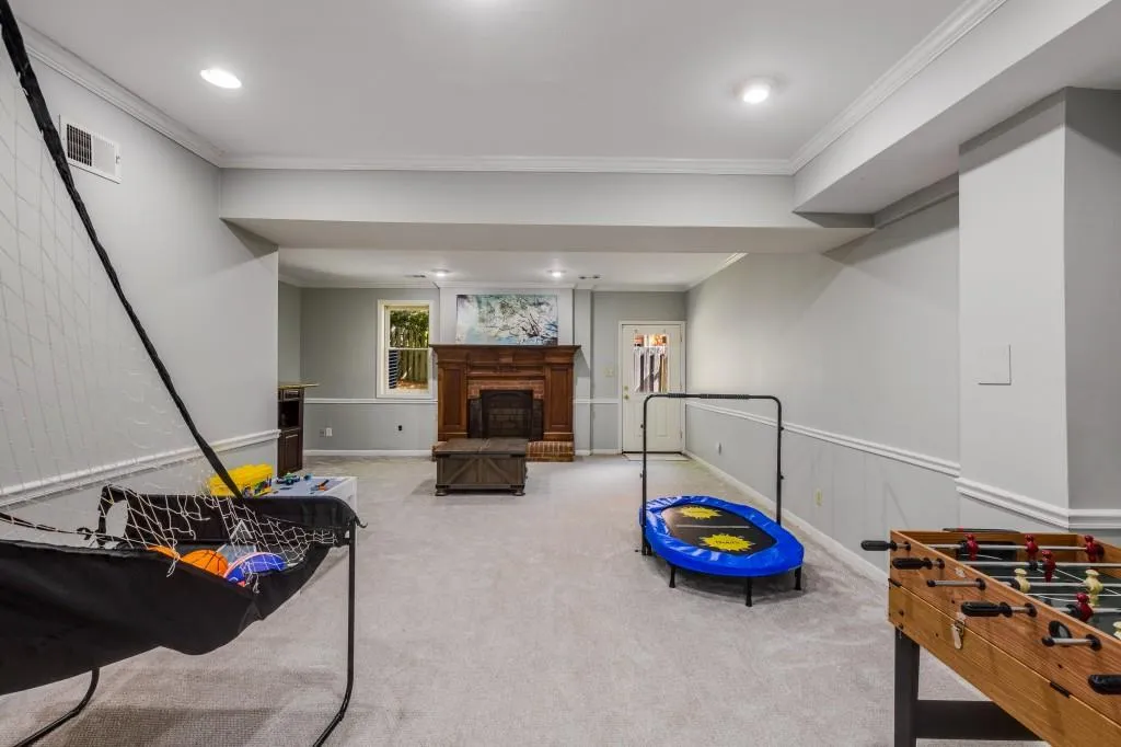 120 Chelveston Place, Sandy Springs, Georgia 30350, 5 Bedrooms Bedrooms, ,4 BathroomsBathrooms,Residential,Sold,120 Chelveston Place,7390932