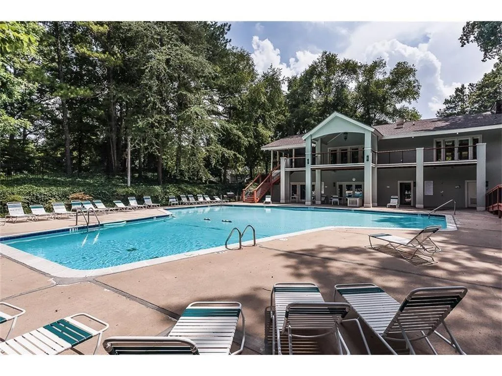 204 Garden Court, Atlanta, Georgia 30328, 3 Bedrooms Bedrooms, ,2 BathroomsBathrooms,Residential,Sold,204 Garden Court,5851035