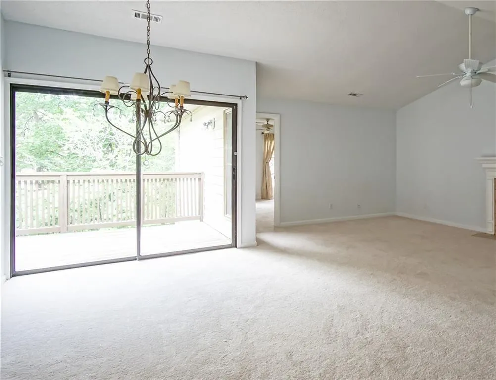 204 Garden Court, Atlanta, Georgia 30328, 3 Bedrooms Bedrooms, ,2 BathroomsBathrooms,Residential,Sold,204 Garden Court,5851035