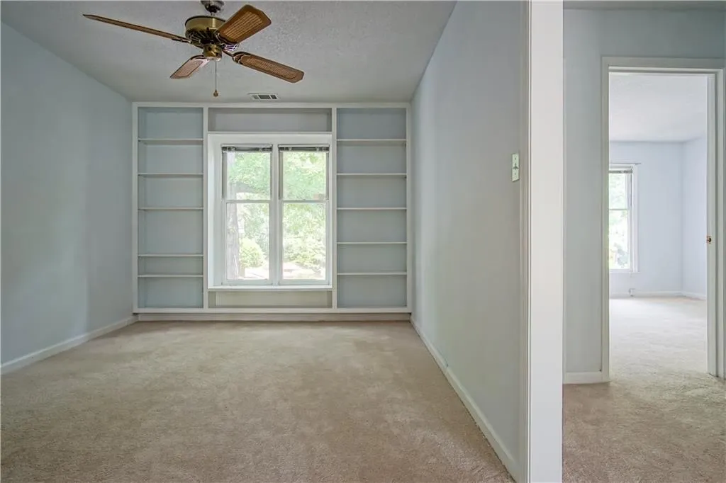 204 Garden Court, Atlanta, Georgia 30328, 3 Bedrooms Bedrooms, ,2 BathroomsBathrooms,Residential,Sold,204 Garden Court,5851035