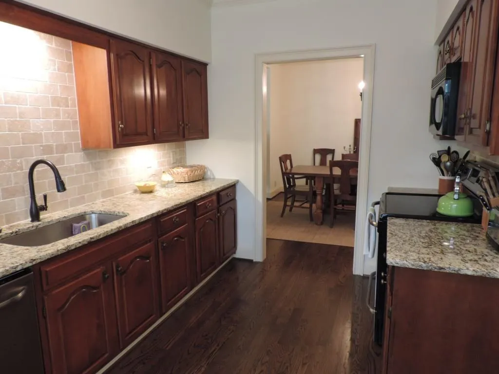 5996 Mitchell Road Unit 8, Sandy Springs, Georgia 30328, 3 Bedrooms Bedrooms, ,3 BathroomsBathrooms,Residential,Sold,5996 Mitchell Road Unit 8,5853875