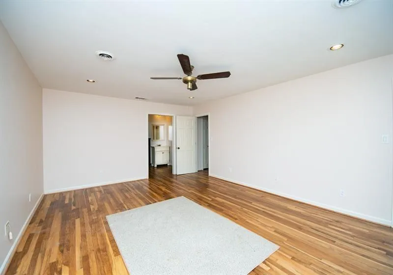 290 Amherst Court, Atlanta, Georgia 30328, 4 Bedrooms Bedrooms, ,3 BathroomsBathrooms,Residential,Sold,290 Amherst Court,6908890