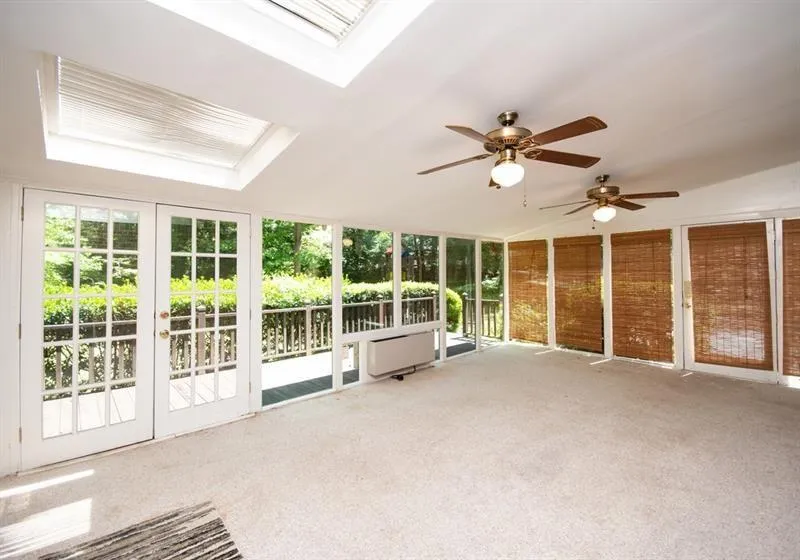 290 Amherst Court, Atlanta, Georgia 30328, 4 Bedrooms Bedrooms, ,3 BathroomsBathrooms,Residential,Sold,290 Amherst Court,6908890