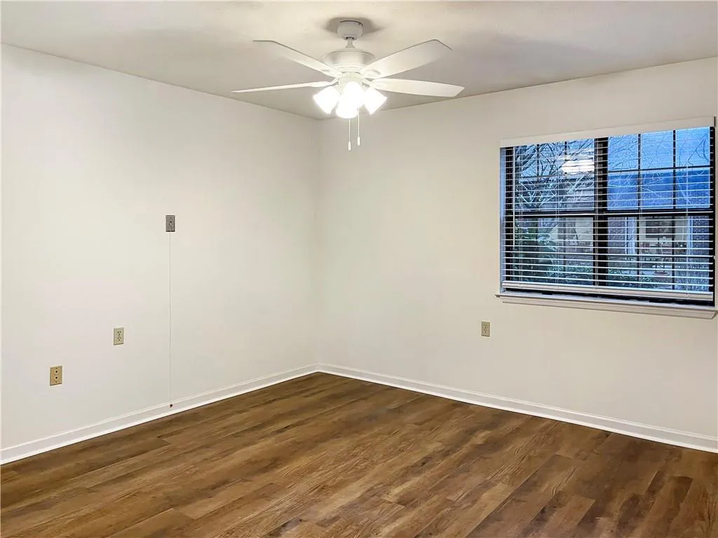 475 Mount Vernon Highway Ne Unit C126, Sandy Springs, Georgia 30328, 1 Bedroom Bedrooms, ,1 BathroomBathrooms,Residential,Sold,475 Mount Vernon Highway Ne Unit C126,7226298